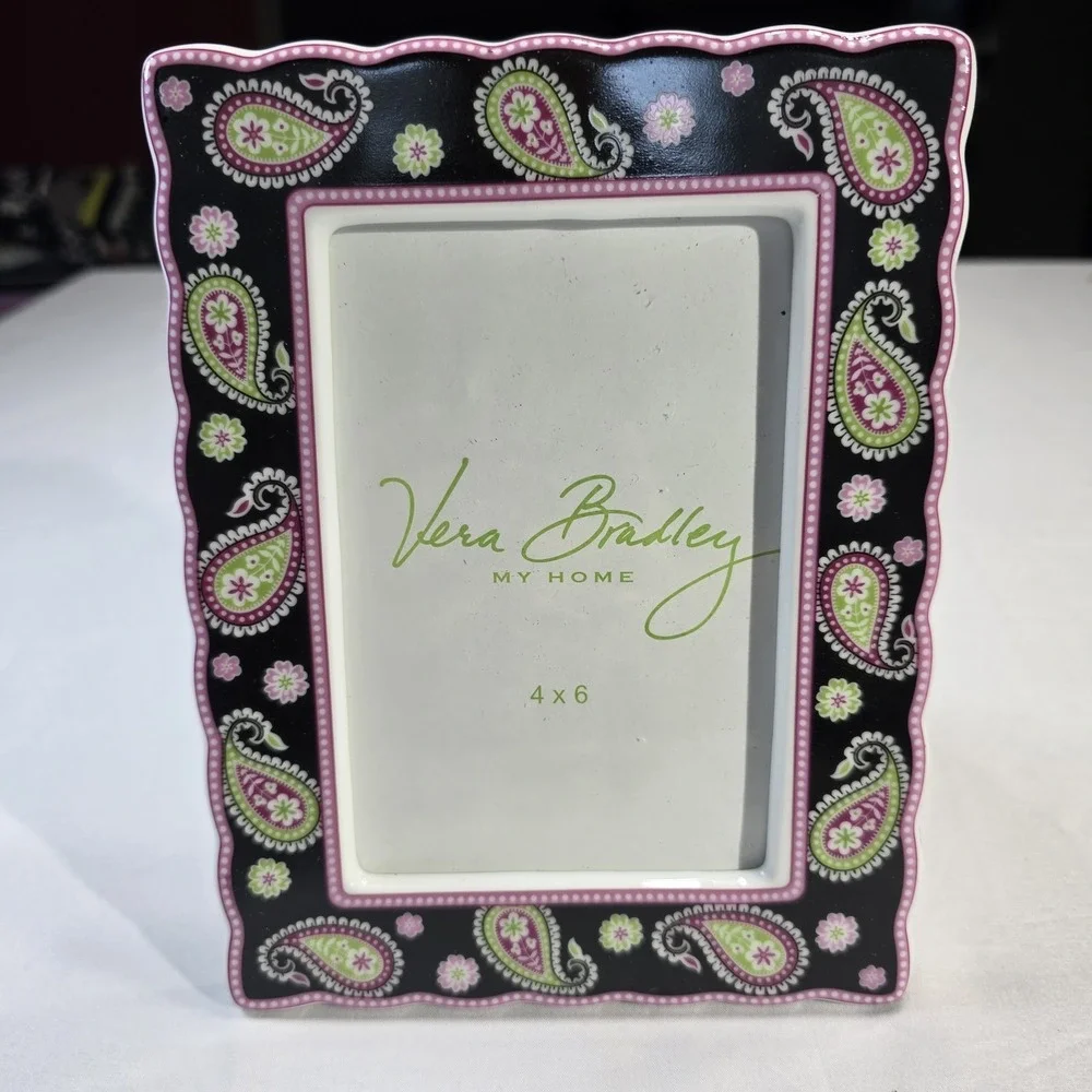 Vera Bradley 4x6‎ Picture Frame Ceramic Black Pink Paisley Easel Back